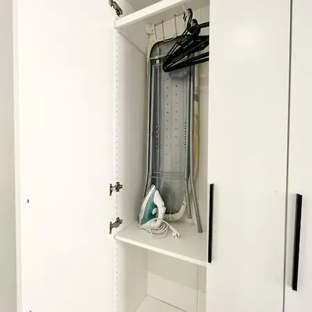 Rotonde, 2 Chambres, Air Conditionne Apartment *